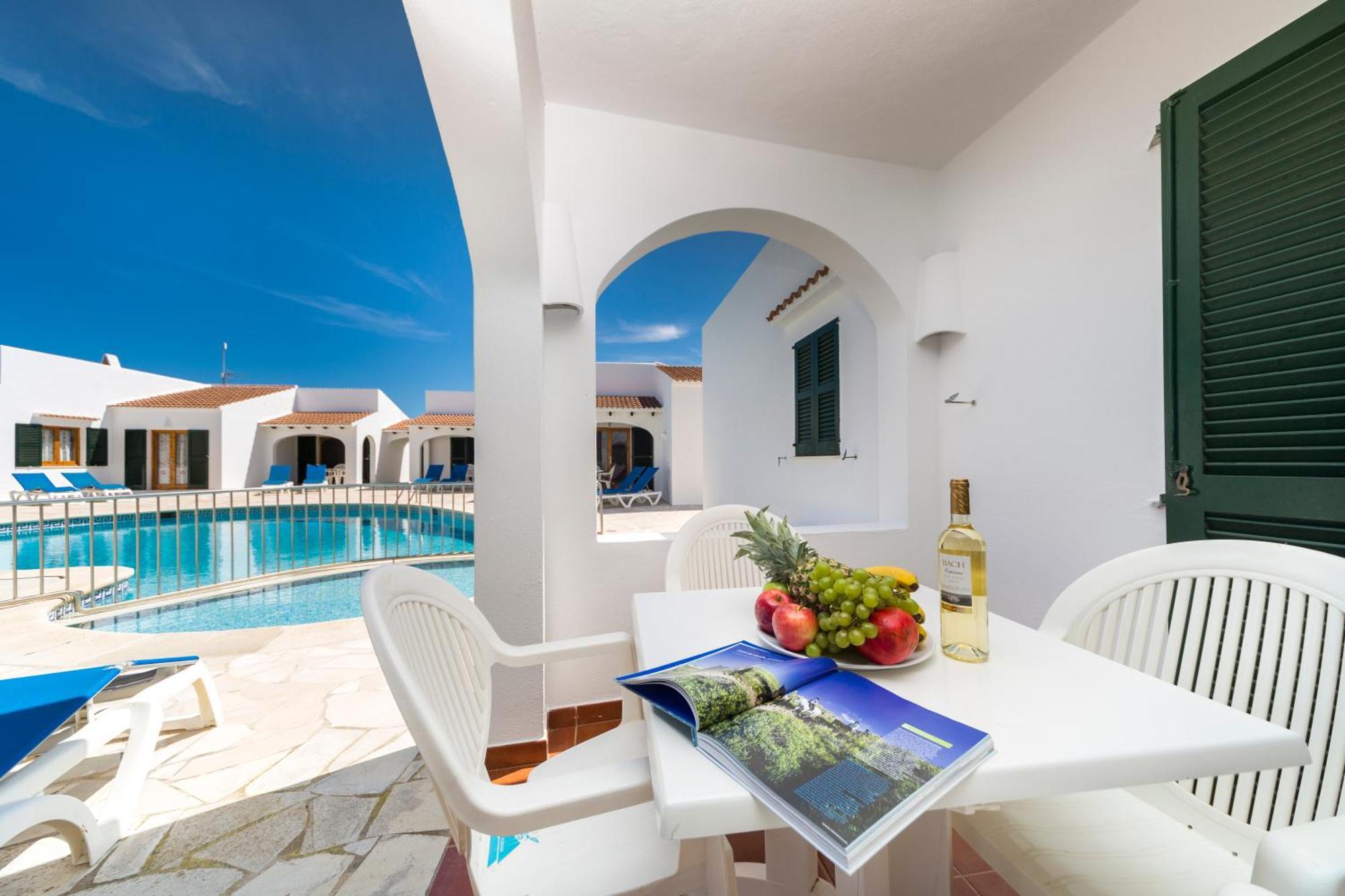 Ferienwohnung Casas Menorquinas Cala Blanca  Exterior foto